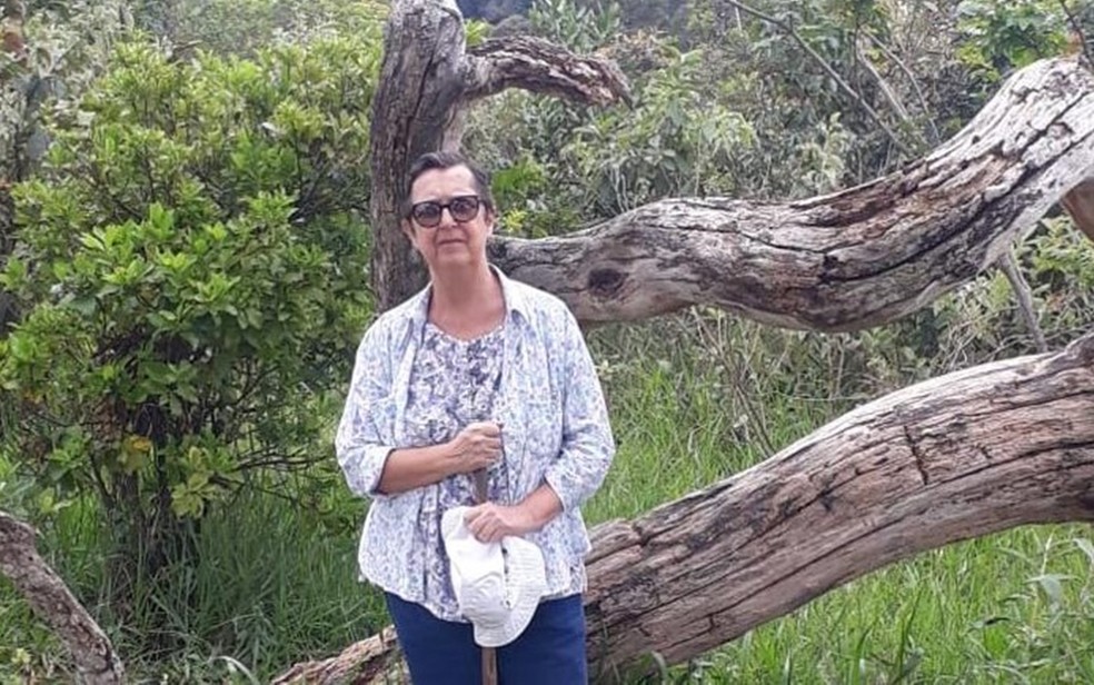 Ivone Aparecida de Andrade preserva furtas nativas do cerrado em Ibiraci (MG) — Foto: Arquivo Pessoal