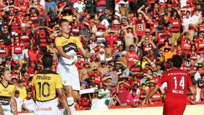Iago Maidana Criciúma Flamengo (Foto: Fernando Ribeiro / Criciúma EC)