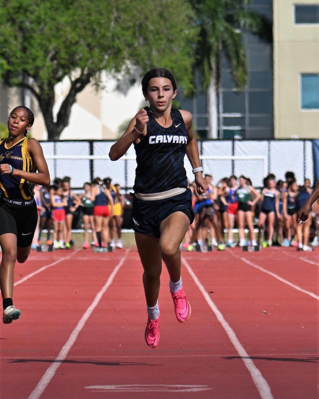 Kyara Belfort, 13, saiu da ginástica e optou pelo atletismo — Foto: Reprodução/Instagram