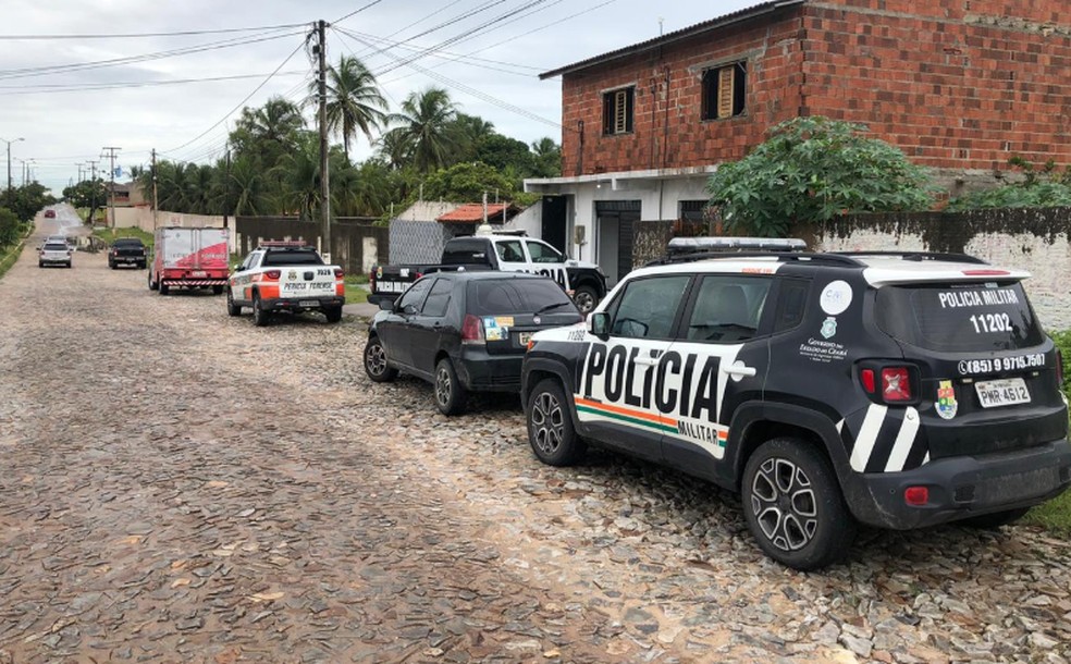 Crime ocorreu na madrugada desta segunda-feira em Paracuru, Litoral Oeste do Estado. â€” Foto: Paulo Sadat/TV DiÃ¡rio