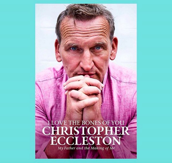 A capa da biografia do ator Christopher Eccleston (Foto: Instagram)