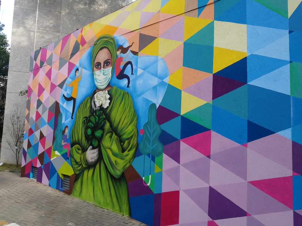 Hospital das Clínicas ganha painel colorido em homenagem à profissionais da saúde. — Foto: Arquivo Pessoal