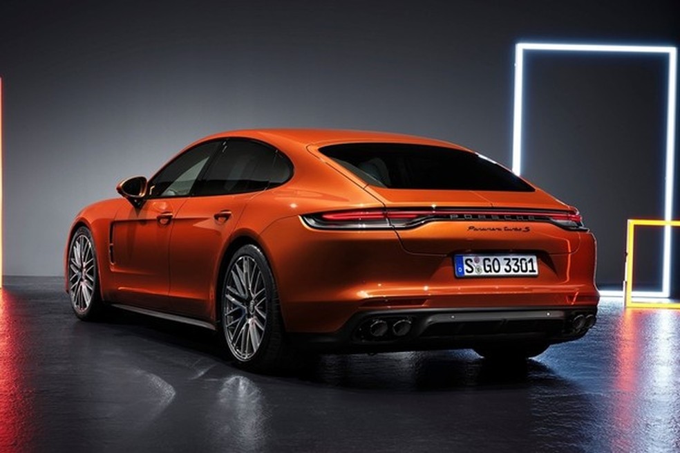 Porsche Panamera 2021 tem pequenas alterações no visual e já está à venda no Brasil — Foto: Divulgação