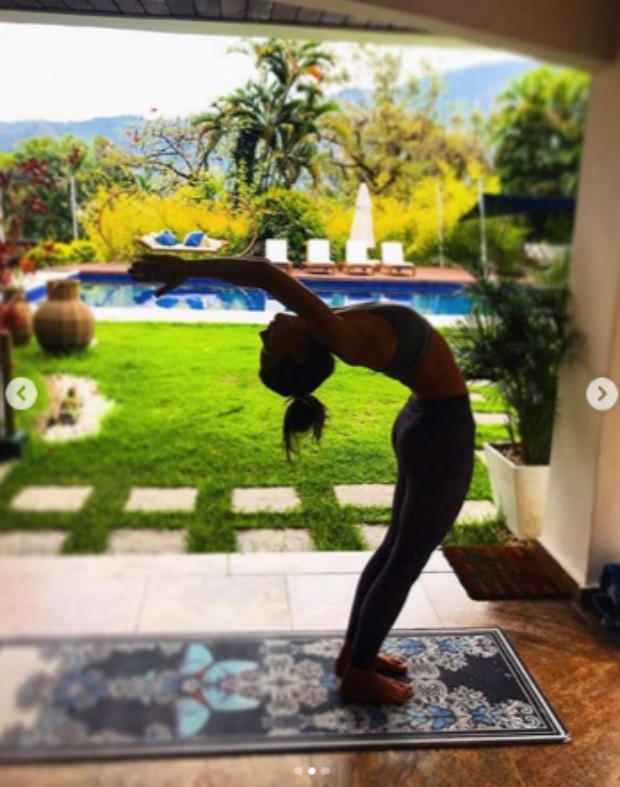 Isis Valverde fala sobre yoga (Foto: Reprodução / Instagram)