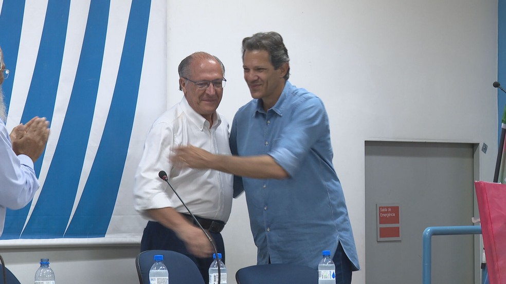 Alckmin e Haddad em agenda em SP. — Foto: Reprodução/ Tv Globo