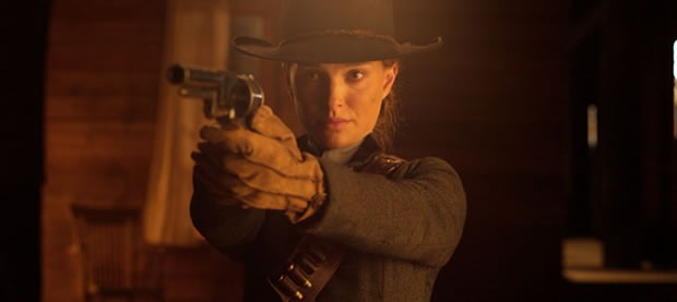 Natalie Portman na primeira imagem de 'Jane Got a Gun' (Foto: Divulgação)