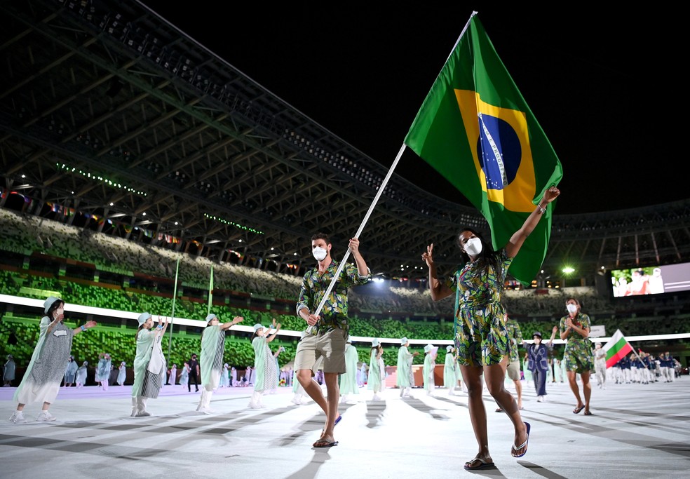 Bruninho e Ketleyn, porta-bandeiras do Brasil em Tóquio 2020 — Foto: Matthias Hangst/Getty Images