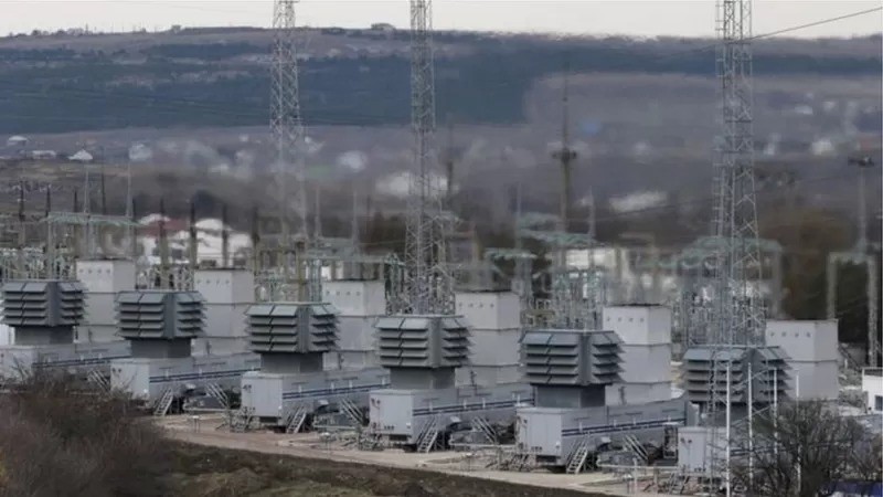 A rede elétrica ucraniana já foi alvo de hackers mais de uma vez (Foto: Reuters via BBC News Brasil)