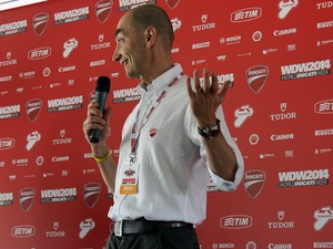 Claudio Domenicali, CEO da Ducati, durante coletiva de imprensa na Itália (Foto: Rafael Miotto/G1)