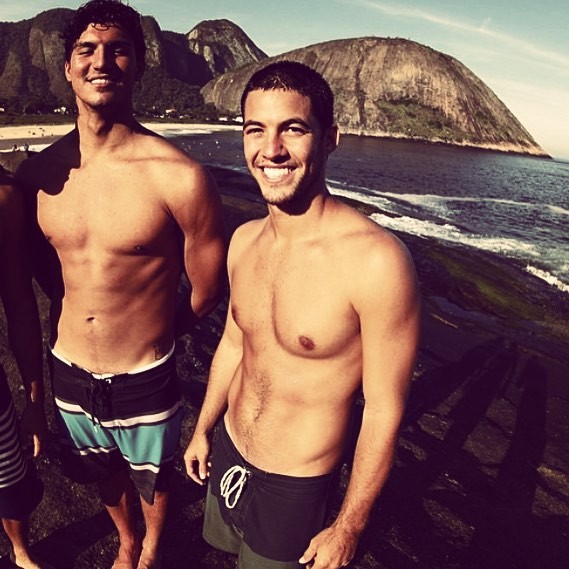 Gabriel Medina mostra tanquinho na web e ganha elogios ...