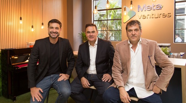 Marcio Flôres, Head da Meta Ventures; Telmo Costa, CEO da Meta, Claudio Carrara, VP da Meta (Foto: Divulgação)