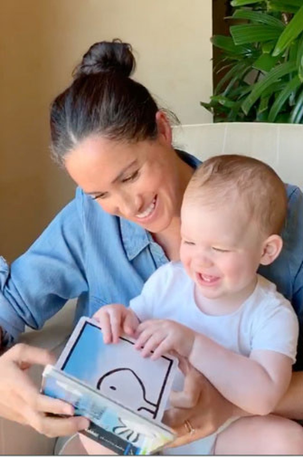 Archie Filho De Meghan E Harry Comemora 1Âº Aniversario Mundo G1