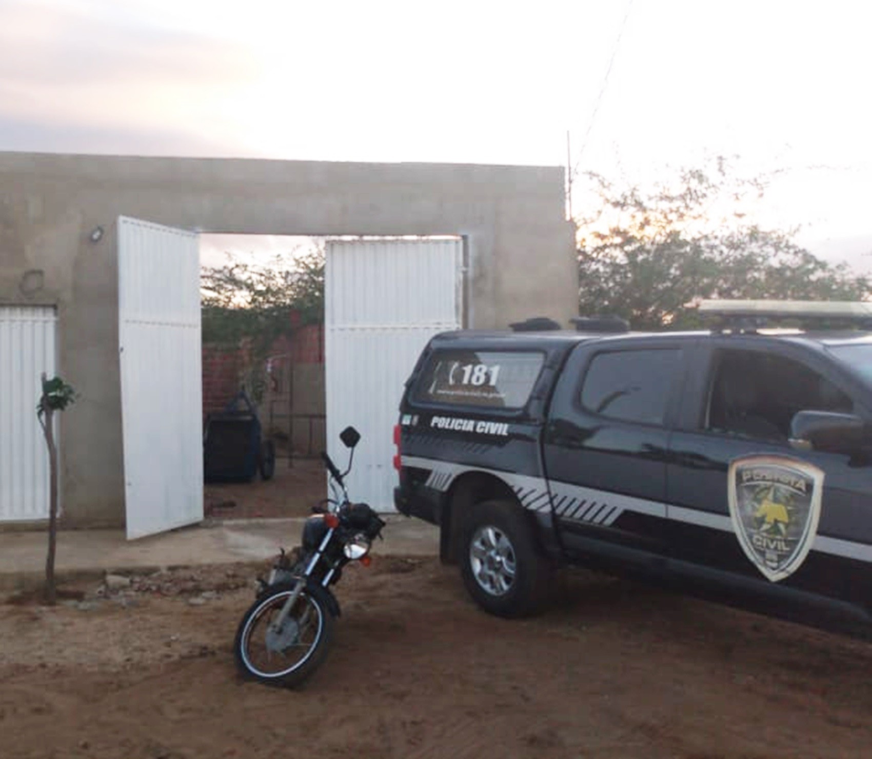 Resultado de imagem para HOMENS ARMADOS INVADEM CASAS E MATAM QUATRO NO LITORAL NORTE POTIGUAR