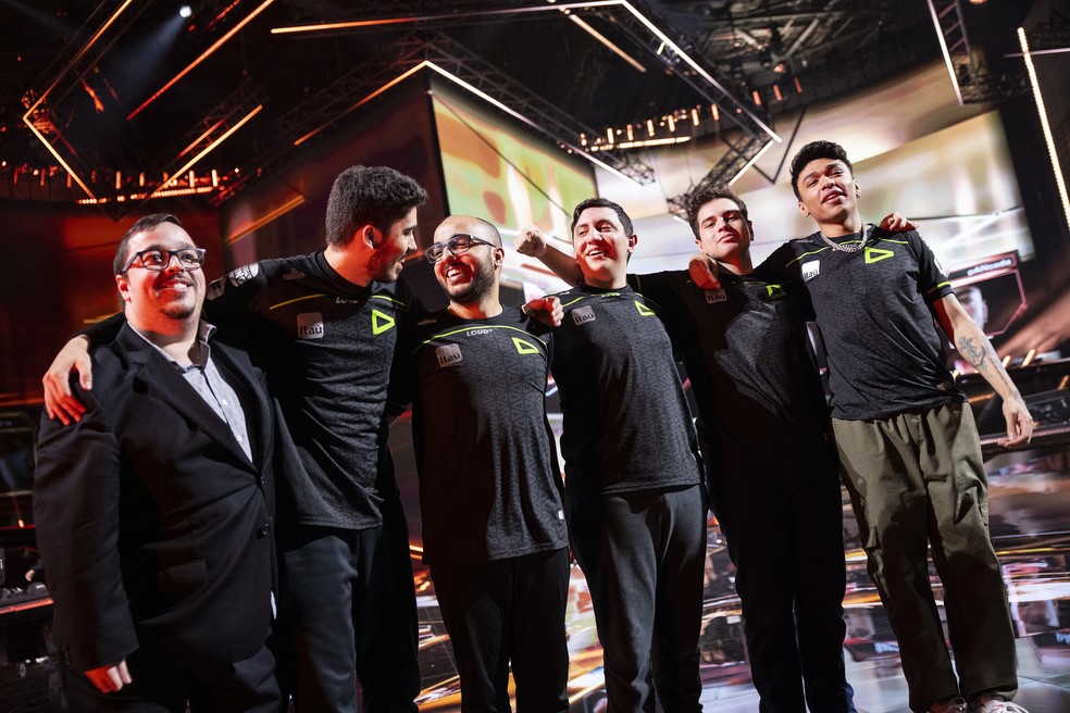 LOUD venceu a Leviatán em sua estreia nos playoffs e segue pela chave superior — Foto: Divulgação/Colin Young-Wolff/Riot Games