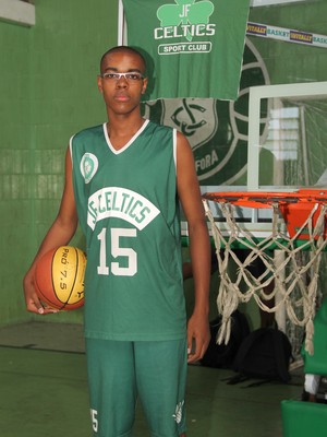  Luiz Carlos Lima da Silva Neto, "Limão", sub-15 JF Celtics (Foto: JF Celtics/Divulgação)