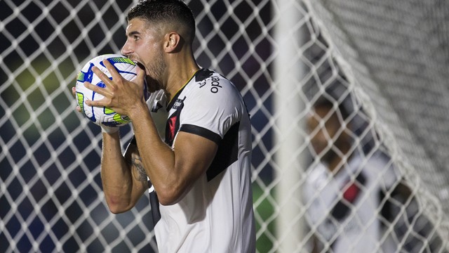 Pedro Raul em Vasco x Bahia pela terceira rodada do Campeonato Brasileiro
