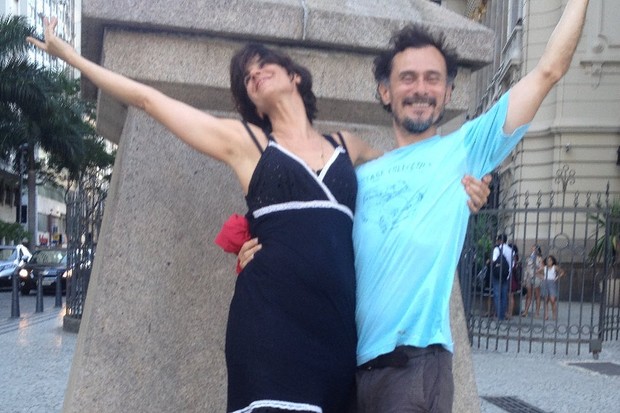 Enrique Diaz e Mariana Lima celebram união (Foto: Reprodução)