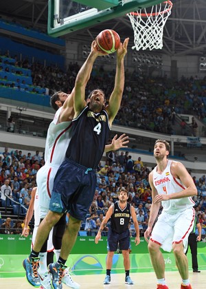 Scola Argentina x Espanha (Foto: Mark RALSTON / AFP)