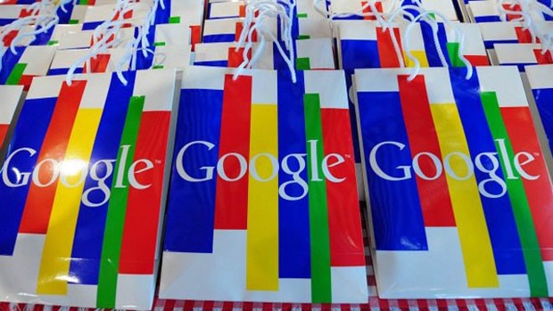 O Google sempre foi usado como site de buscas sem cobrar nada. Então, como conseguiu tanto lucro? (Foto: Getty Images/BBC)