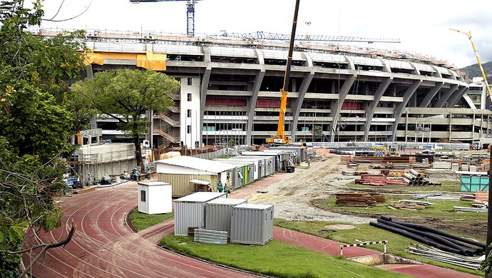 estádio de atletismo Célio de Barros fechado pelas obras no Maracanã (Foto: Alexandre Cassiano / Ag. O Globo)