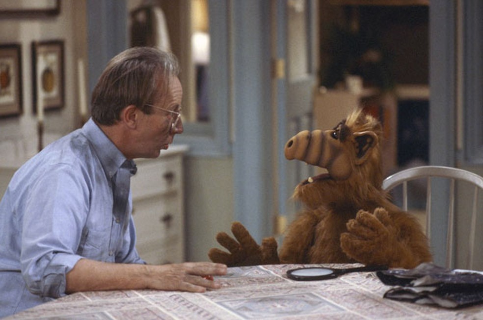 Cena da série 'ALF, o Eteimoso', exibida entre 1986 e 1990 — Foto: NBC/Divulgação