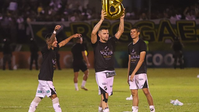 Richardson comemora acesso do ABC