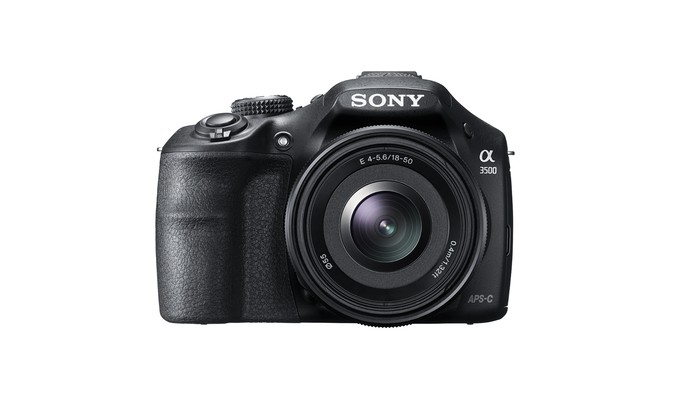 Câmera semiprofissional Sony a3500 grava vídeos em Full HD e registra imagens com 20,1 megapixels (Foto: Divulgação/Sony)