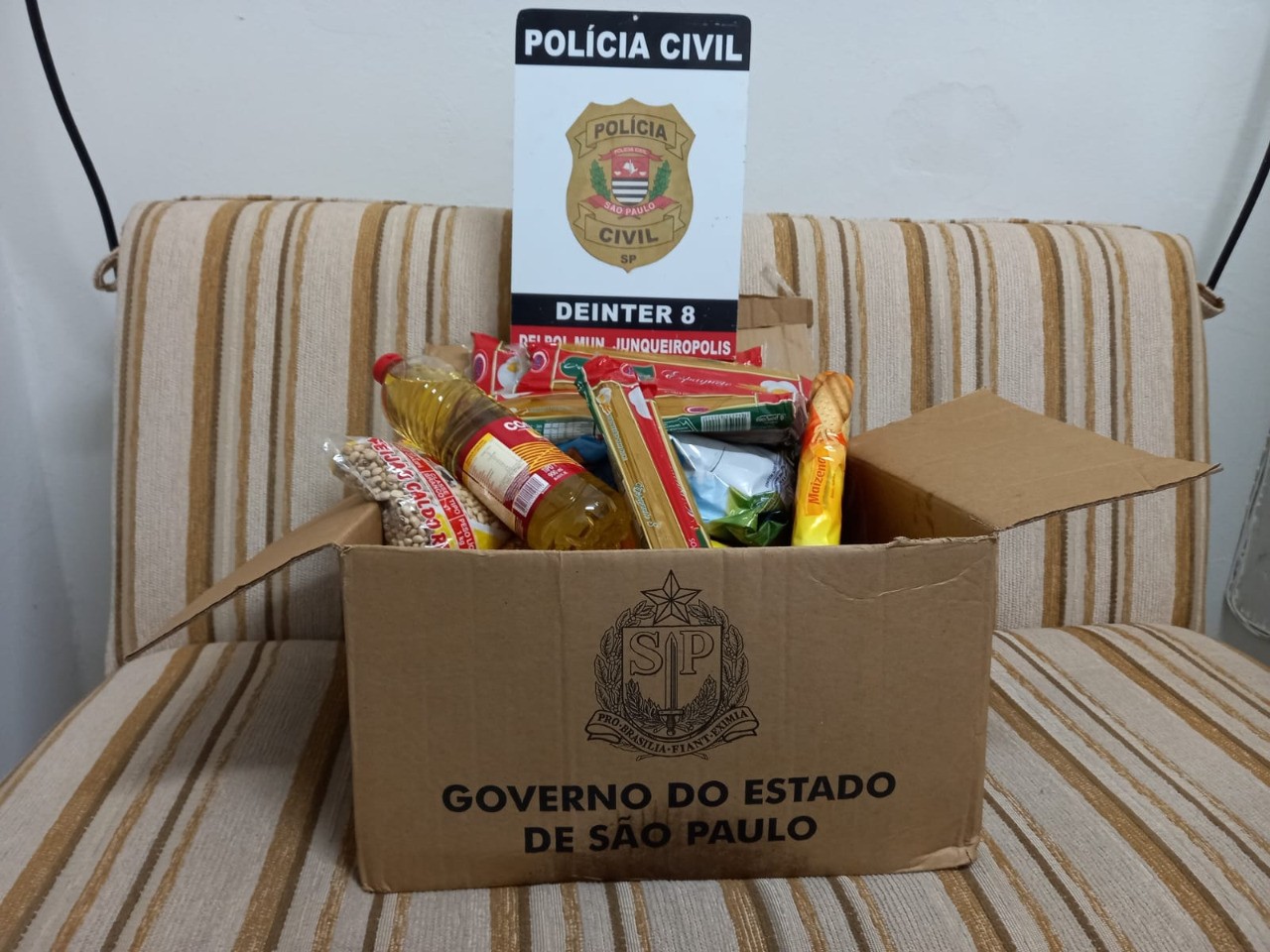 Polícia Civil apreende alimentos de programas sociais colocados à venda ilegalmente em Junqueirópolis