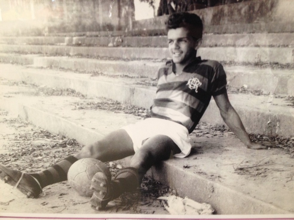 Dida, no início de carreira no Flamengo, foi treinado por Fleitas Solich — Foto: Arquivo / Museu dos Esportes