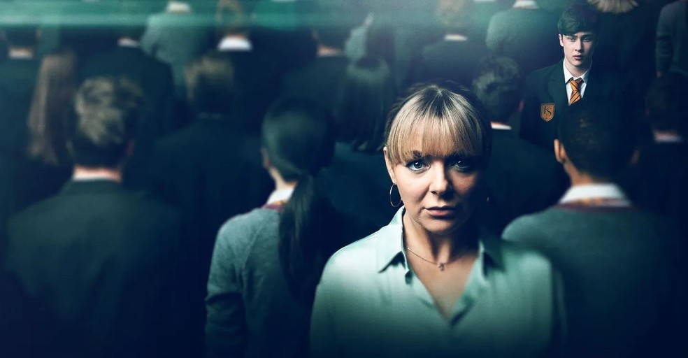 Na trama de The Teacher, uma professora tem sua vida pessoal e profissional danificada após uma acusação de ter dormido com um de seus alunos — Foto: Reprodução/JustWatch