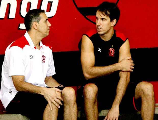 Com quase três meses de salários atrasados, Fla joga Estadual esvaziado