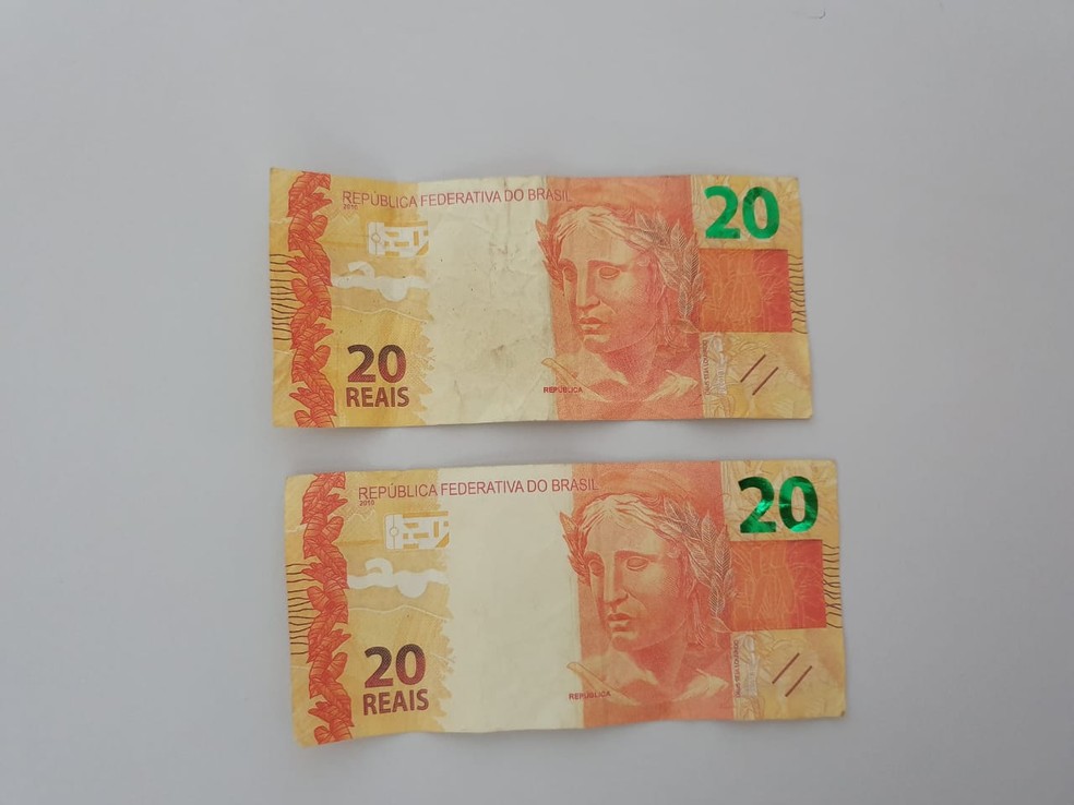 CÃ©dulas de R$ 20 tinham nÃºmeros de sÃ©rie iguais  â Foto: PolÃ­cia Federal / DivulgaÃ§Ã£o 