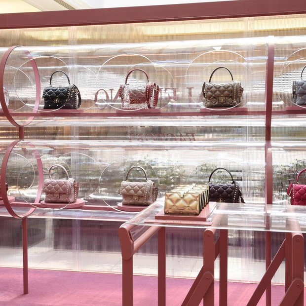 Valentino: Abertura Candystud Factory (Foto: DivulgaÃ§Ã£o)