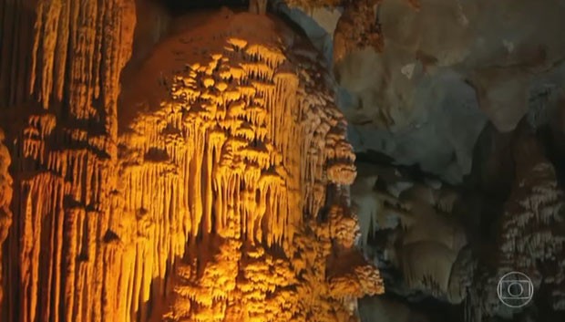 Trilha no Parque de Ubajara, no Ceará, leva a rios, cachoeiras e gruta (Grep) (Foto: Globo Repórter)