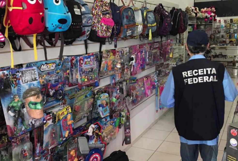 Foram recolhidos equipamentos de informÃ¡tica, eletrÃ´nicos e brinquedos â€” Foto: Receita Federal/ DivulgaÃ§Ã£o