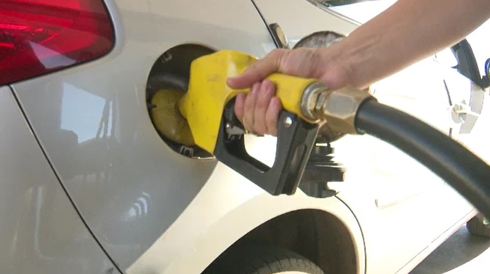Litro do diesel no Ceará já é 16% mais caro que o da gasolina — Foto: Reprodução