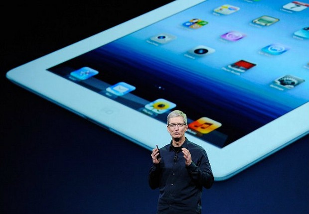 Tim Cook apresenta o novo iPad (Foto: AFP Photo)