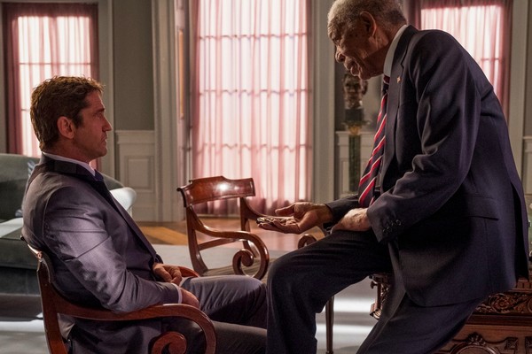 Gerard Butler e Morgan Freeman em cena de Invasão ao Serviço Secreto (2019) (Foto: Reprodução)