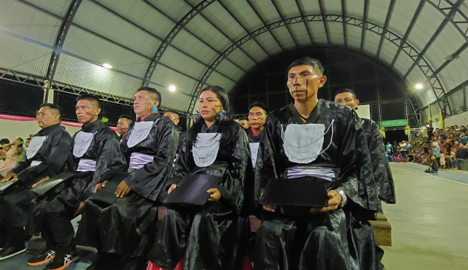 Primeiros indígenas da etnia ianomâmi concluem graduação pela UFAM