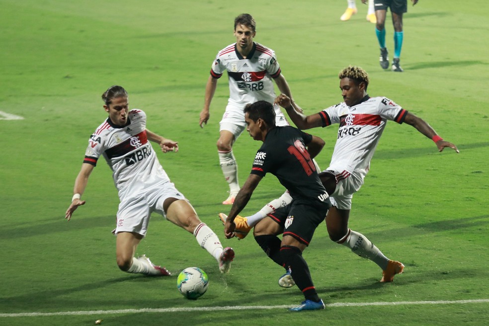 Jogo contra o Atlético-GO foi considerado um ponto fora da curva pela diretoria — Foto: Marcos Souza/Agência Estado