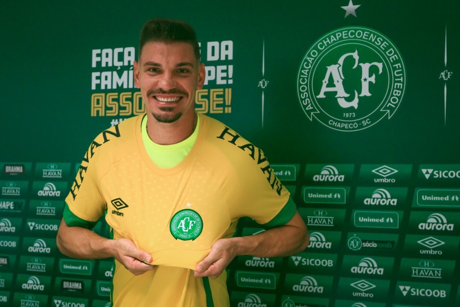 João Ricardo é apresentado na Chape: "Já posso falar que ...