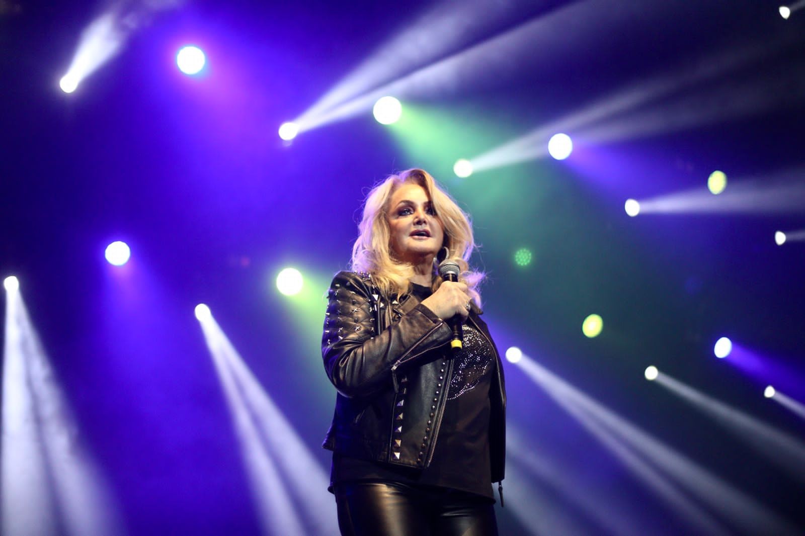 Bonnie Tyler se apresenta em Salvador e destaca versão da baiana Solange Almeida para hit dos anos 80: 'diferente'
