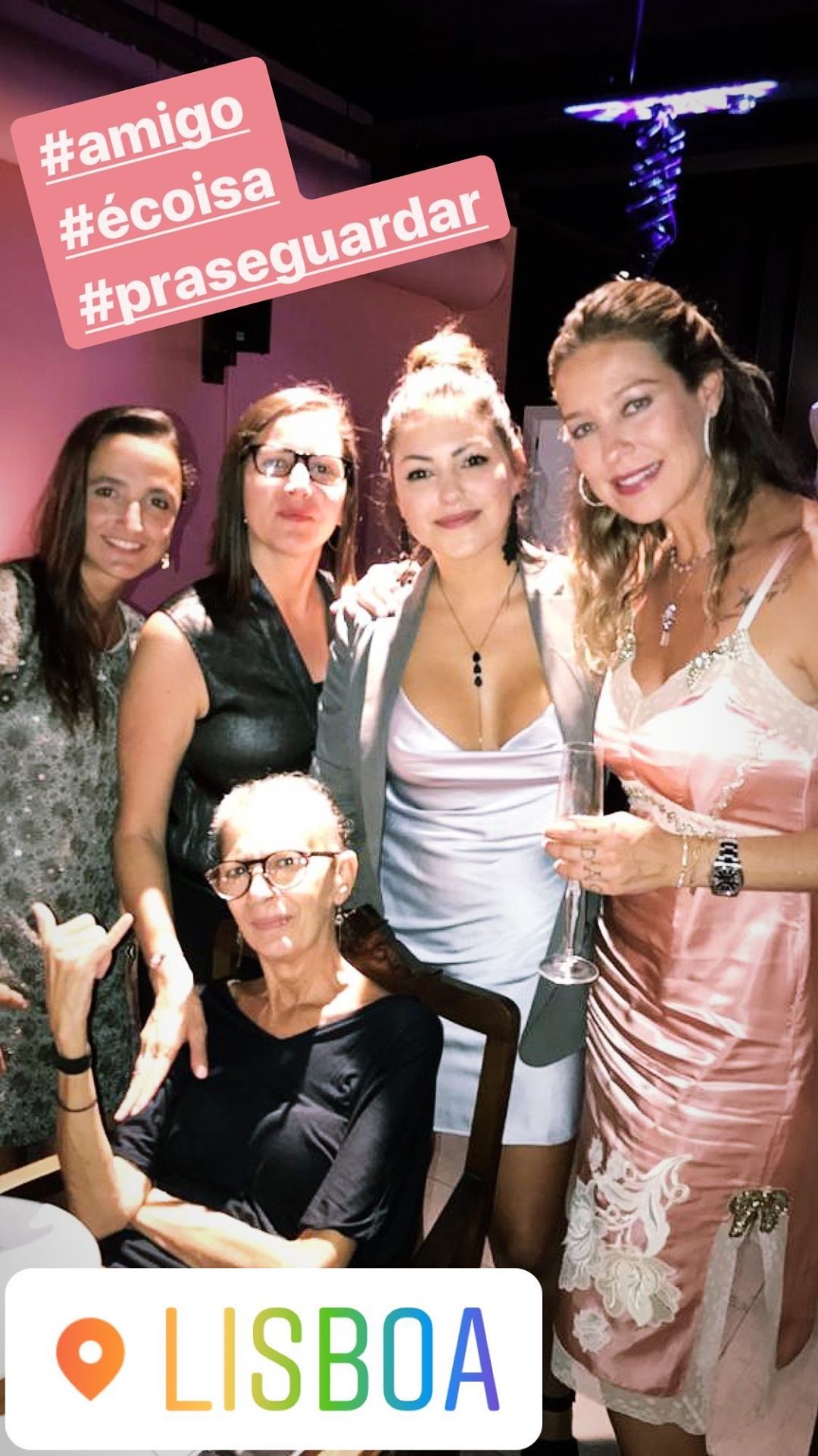 Luana Piovani comemora aniversário com amigas (Foto: Reprodução / Instagram)