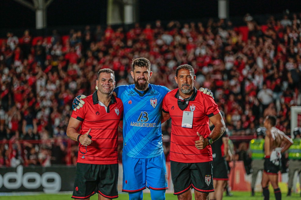 Fernando Miguel - goleiro do Atlético-GO — Foto: Bruno Corsino / ACG