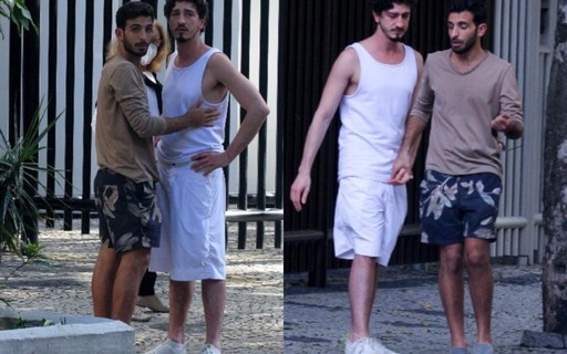 Johnny Massaro troca carinhos com o namorado durante passeio no Rio