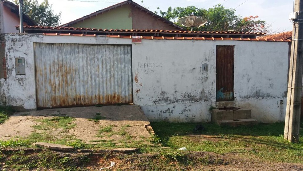 Crime ocorreu no Residencial Santa Cruz, em Rio Branco (Foto: Lidson Almeida/Rede Amazônica Acre)