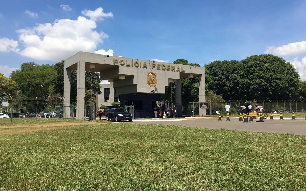 Entrada da sede da Superintendência da Polícia Federal em Brasília — Foto: Gabriel Luiz/G1