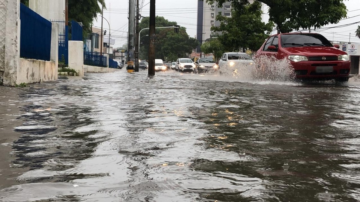 Chuvas Causam Transtornos No Trânsito De João Pessoa Cidades Estão Em Alerta De Chuvas Fortes 