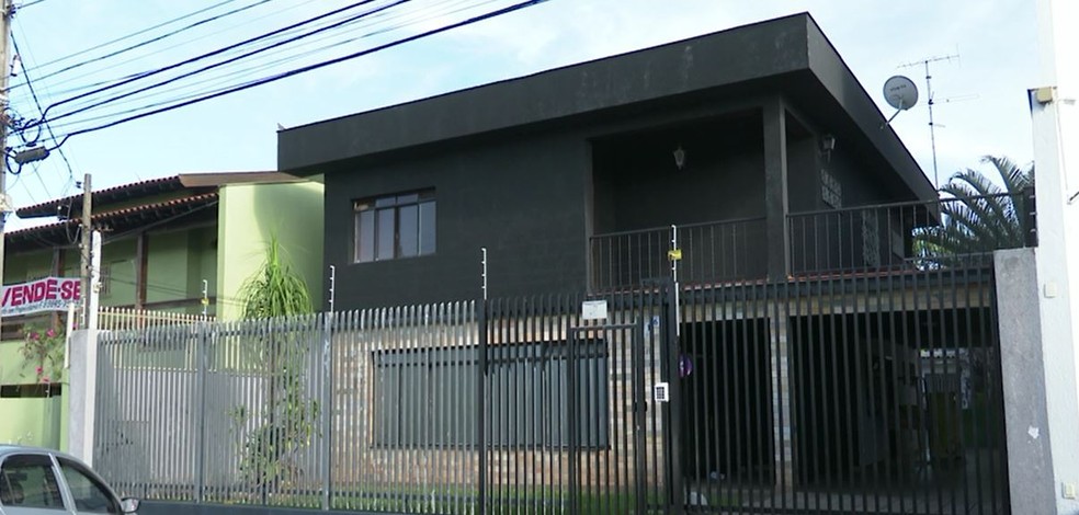 Sede da empresa está vazia após cancelamento dos contratos, em Londrina — Foto: Júnior Evangelista/RPC