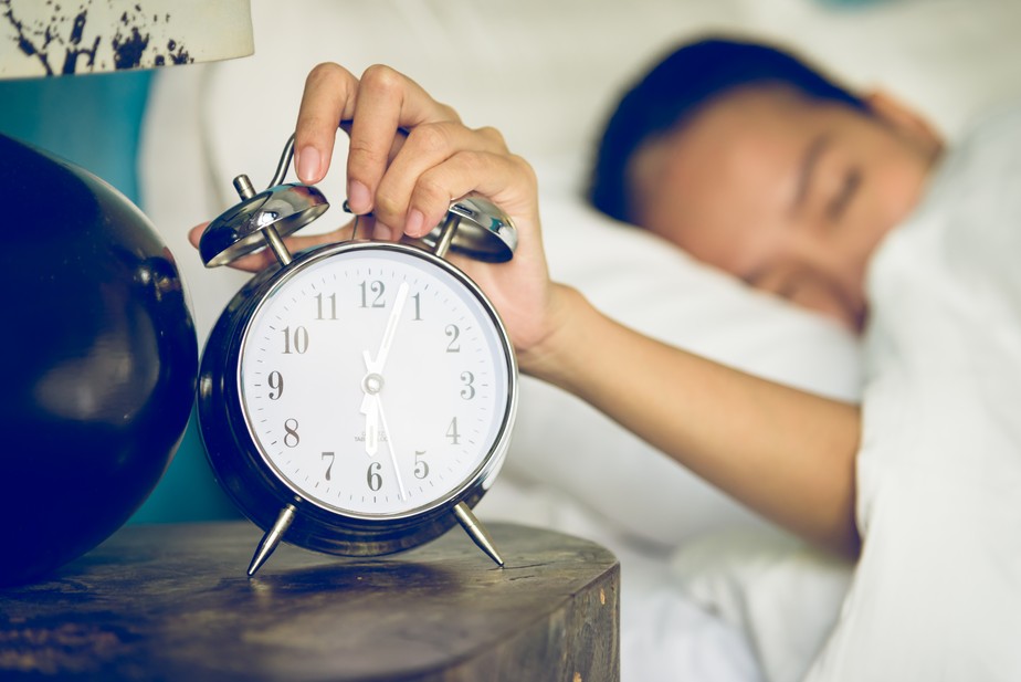 As anormalidades do sono são comuns na doença de Alzheimer, e a qualidade do sono pode ser afetada no início do estágio pré-clínico da doença, mesmo quando não há outros sintomas